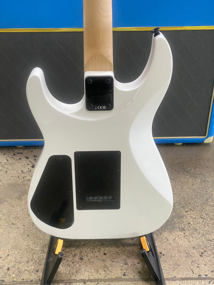 Jackson Guitars JS11 Dinky | Snow White