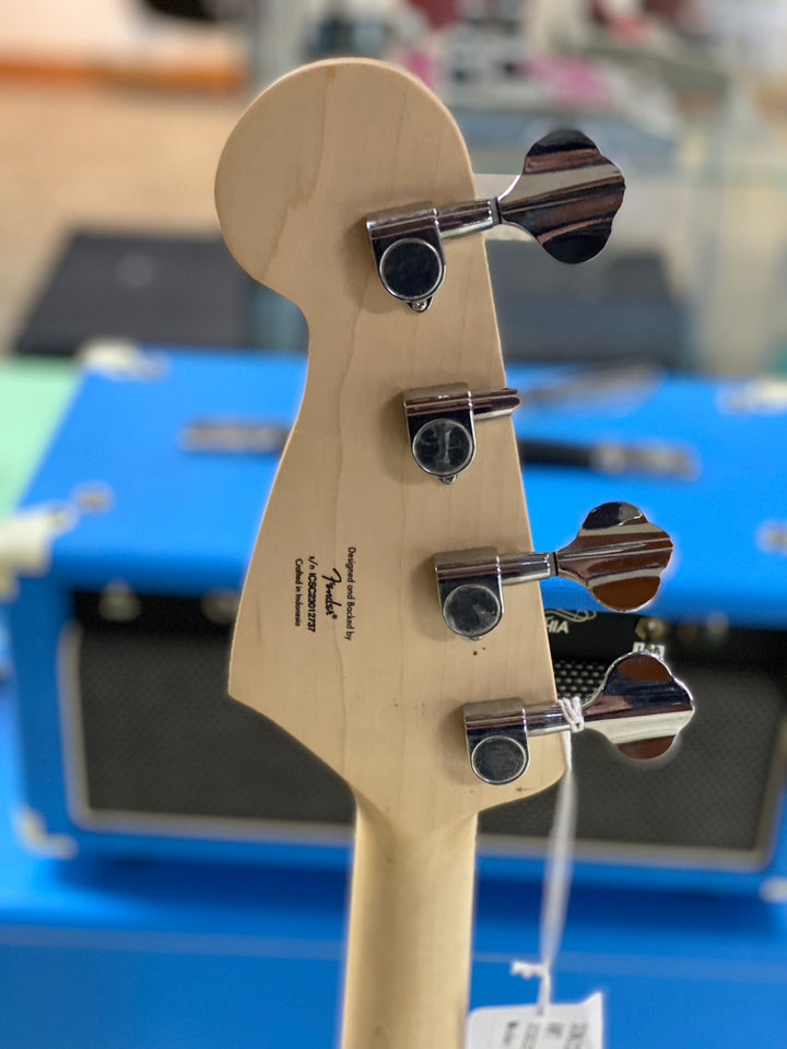 Squier Sonic Series Bronco Bass | Arctic White