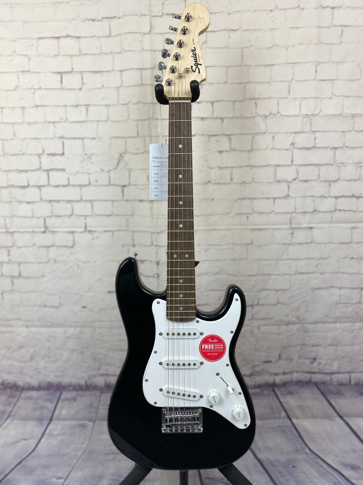 Squier by Fender Mini Stratocaster | Black