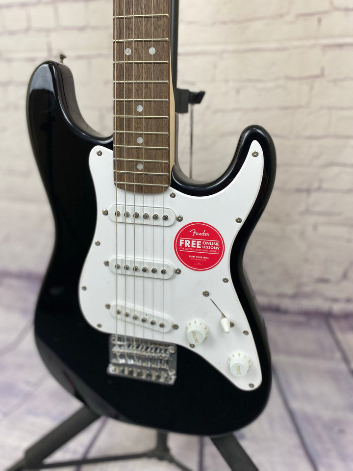 Squier by Fender Mini Stratocaster | Black