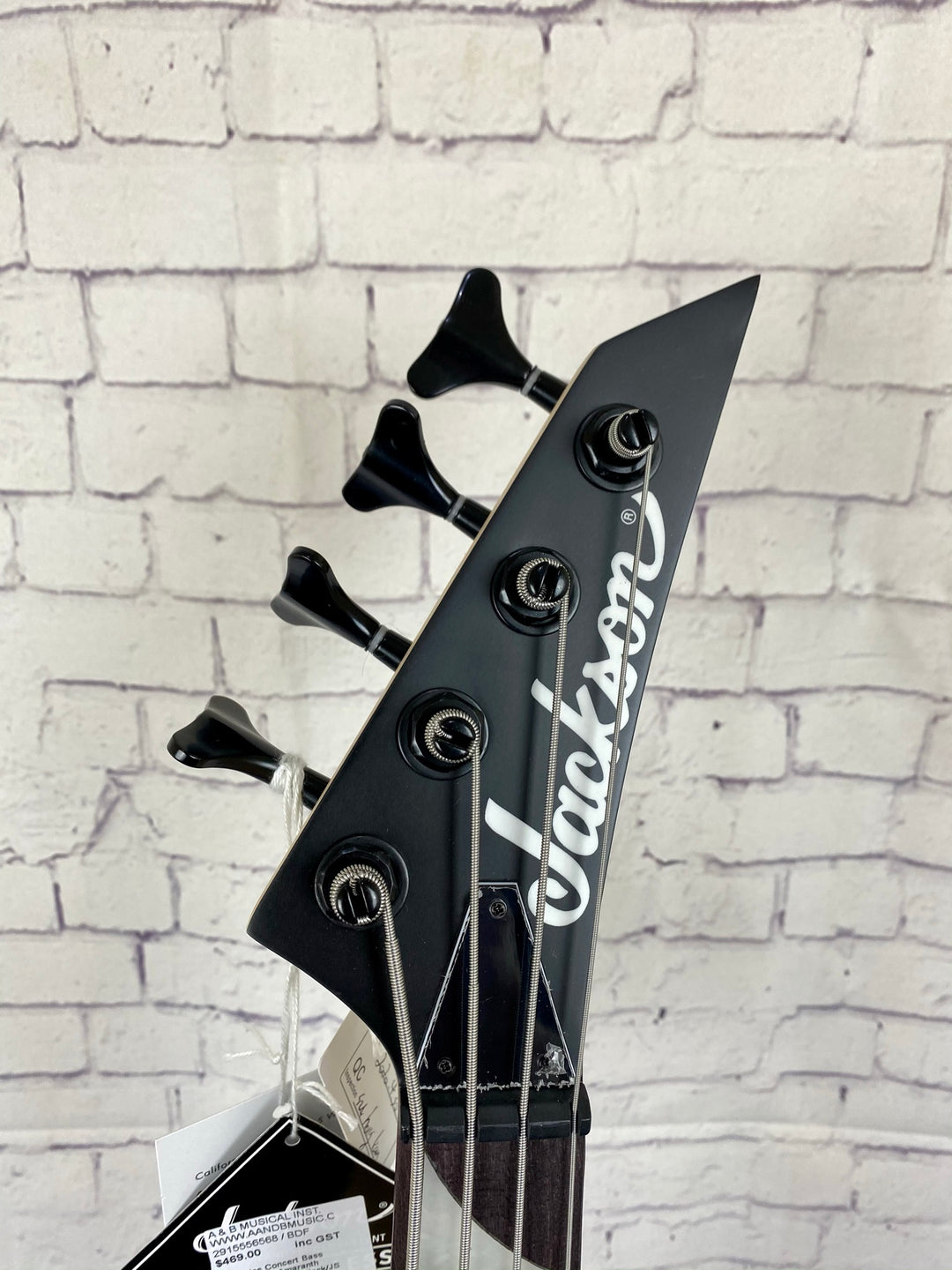 Jackson JS1X Concert Bass Minion | Satin Black