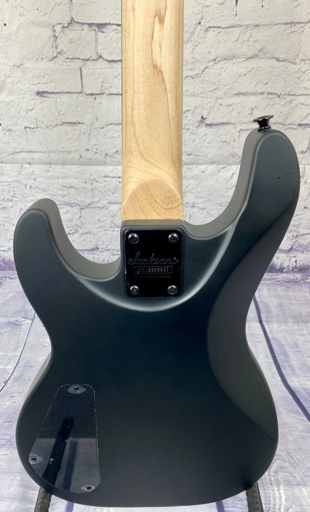 Jackson JS1X Concert Bass Minion | Satin Black