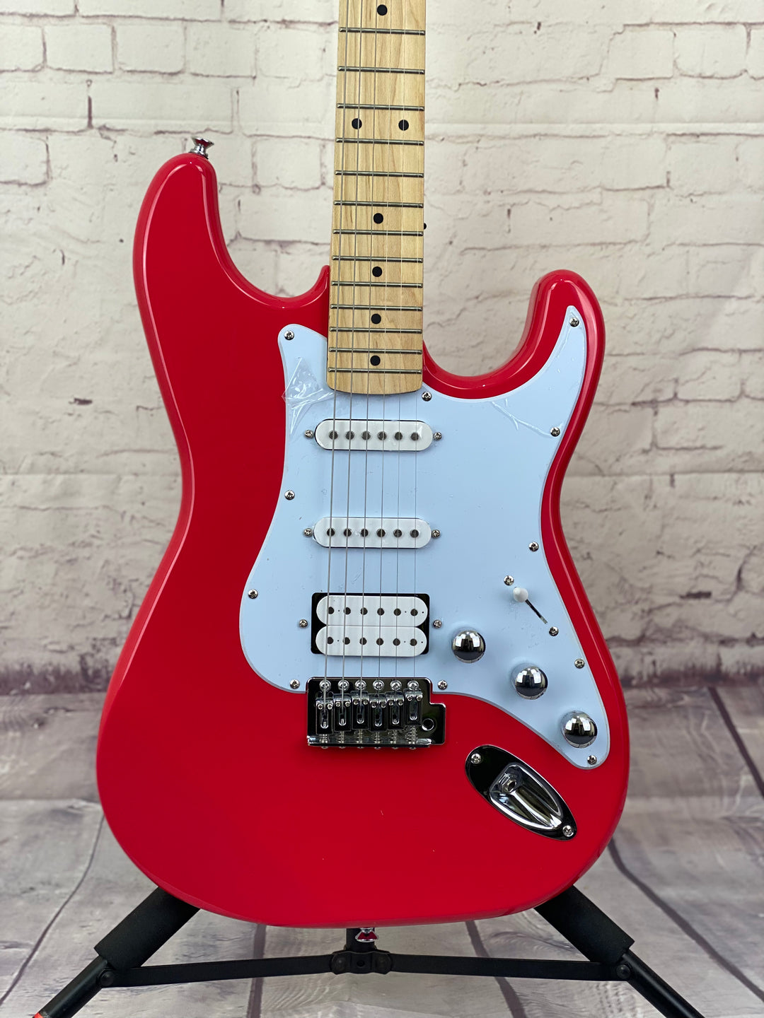 Kramer Guitars Focus VT211S | Ruby Red