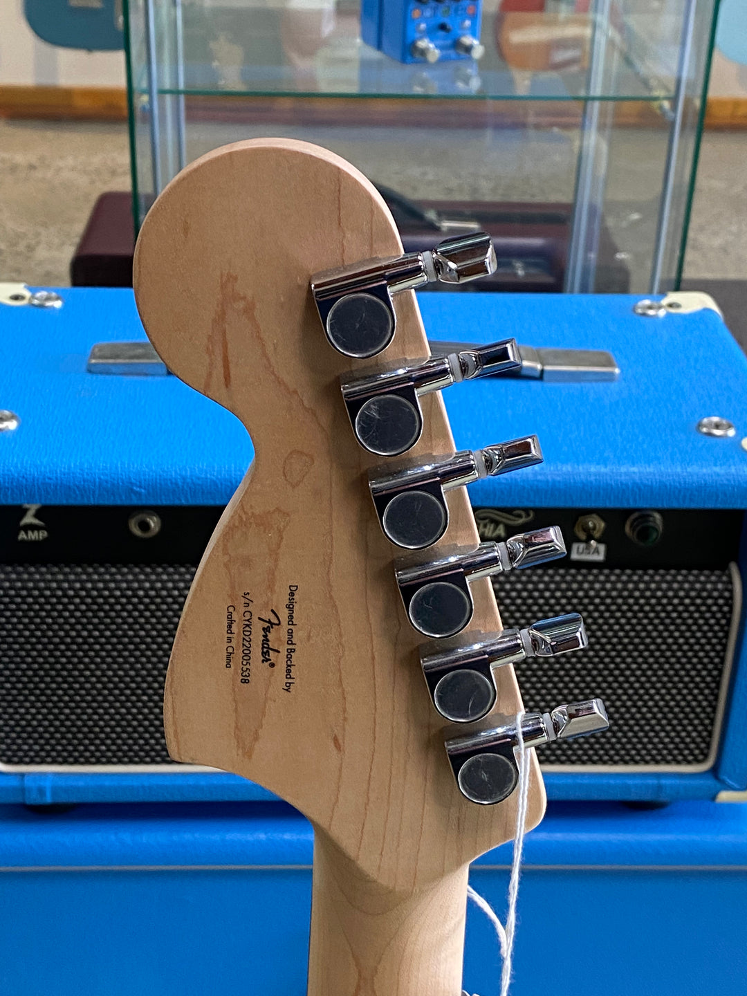 Squier Affinity Stratocaster Laurel Fingerboard | 3-colour Sunburst